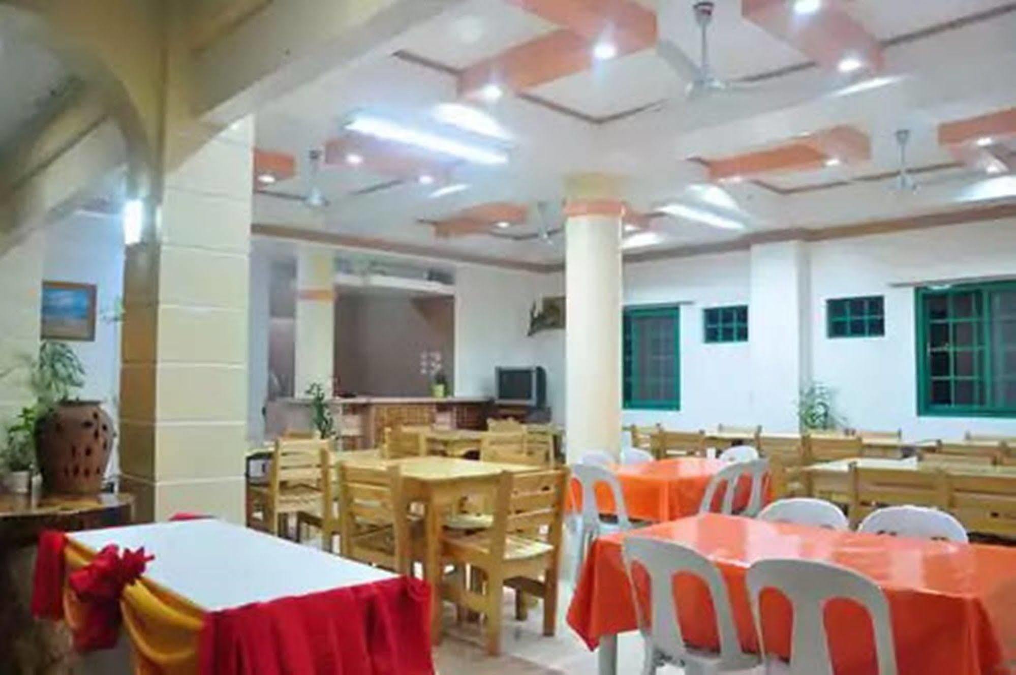 Apartelle De Francesca Puerto Galera Exterior foto
